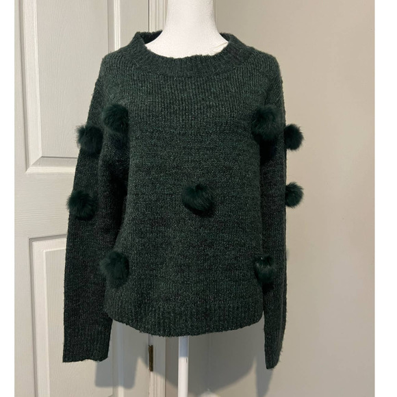 Women's MICHELLE NICOLE Green Long Sleeve‎ Scoop Neck Sweater Size Medium - Picture 1 of 9
